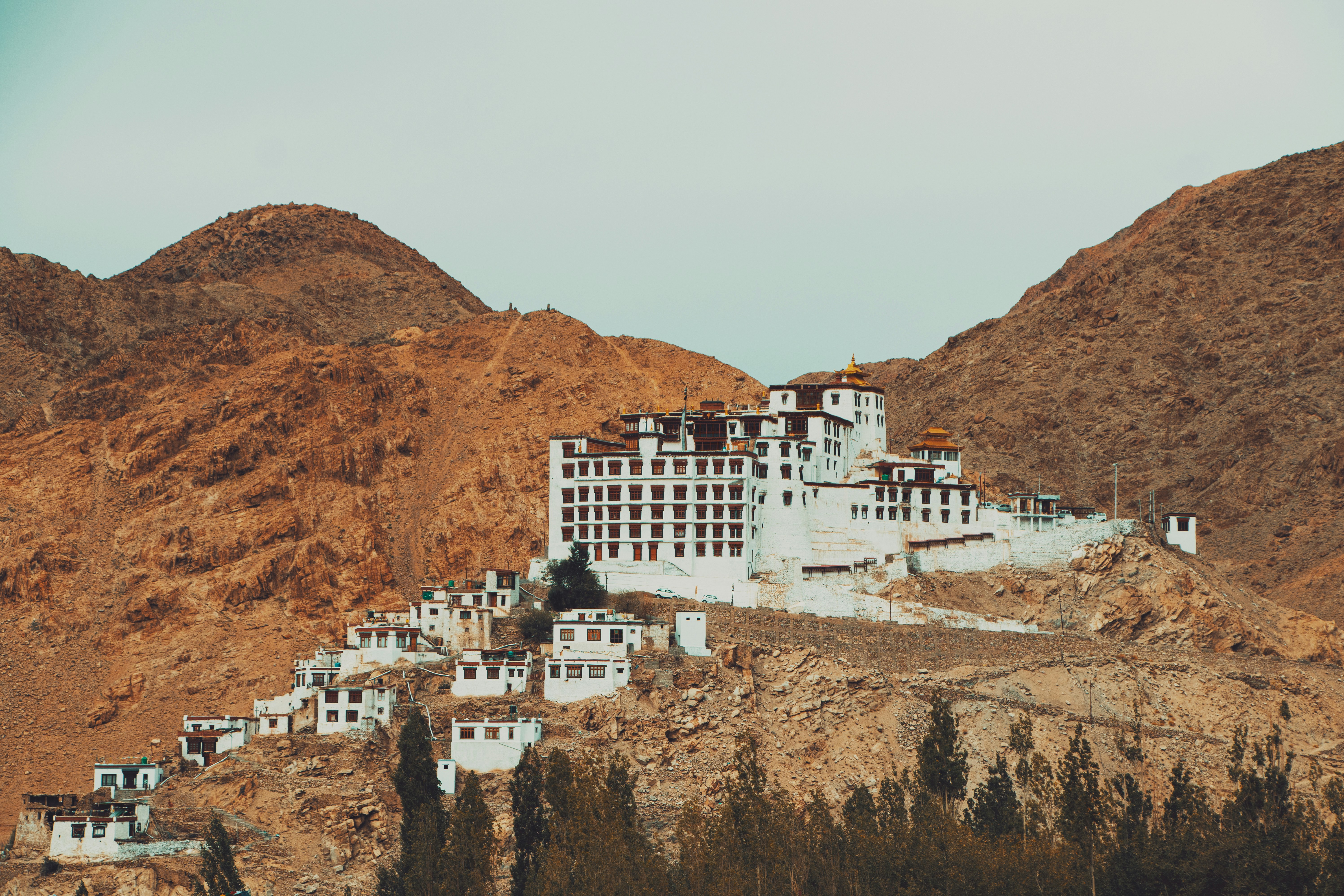 Leh Ladakh	Deluxe Packages